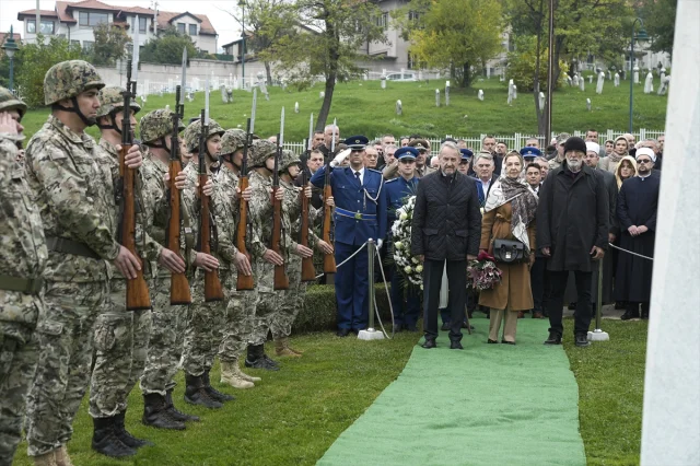 Aliya İzetbegoviç: Bağımsız Bosna'nın Kurucusu Anıldı