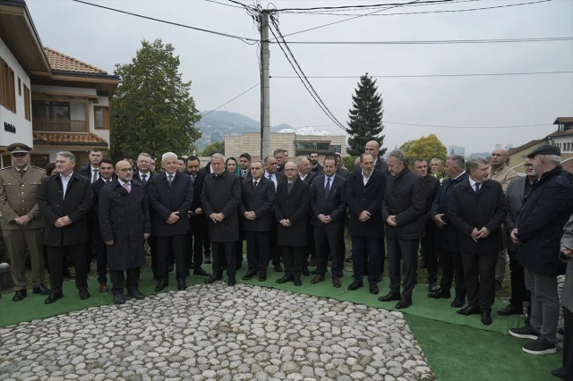 Aliya İzetbegoviç: Bağımsız Bosna'nın Kurucusu Anıldı