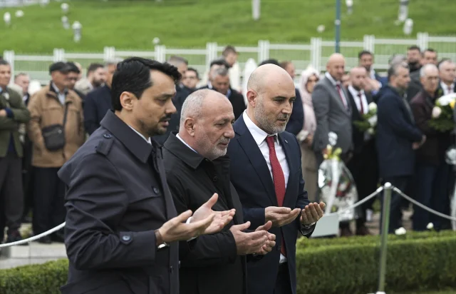 Aliya İzetbegoviç: Bağımsız Bosna'nın Kurucusu Anıldı