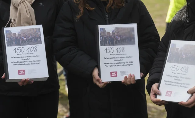Almanya'da Neo-Nazi Terörü Kurbanı Türk Ailelerin Adalet Mücadelesi Devam Ediyor
