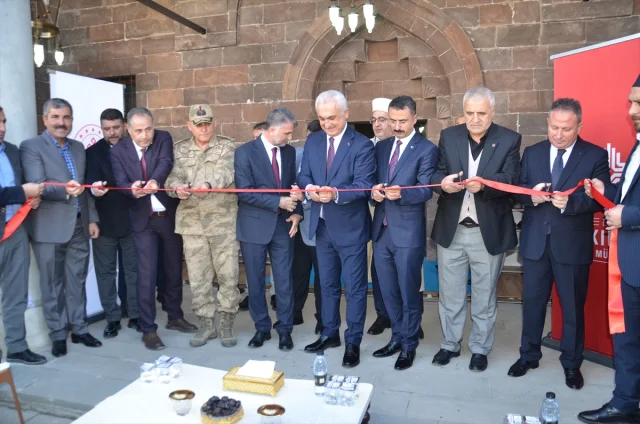 Muş'ta 80 Yıl Sonra Tarihi Cami İbadete Açıldı