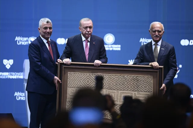 Türkiye-Afrika İş ve Ekonomi Forumunda Erdoğan'dan Yatırım Mesajı