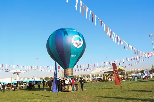 Kayseri Bilim Festivali'nde Teknoloji ve Eğlence Dolu Dakikalar