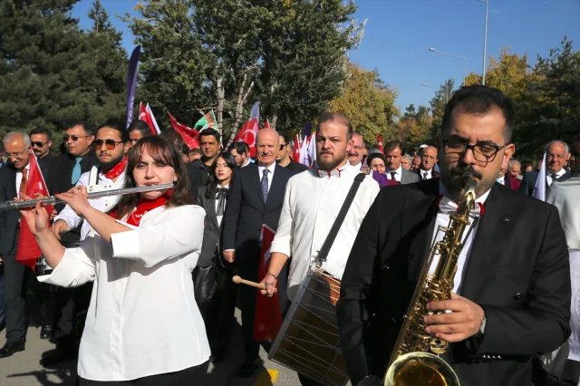 YÖK Başkanı Özvar'dan Eğitimde Yeni Dönem Çağrısı