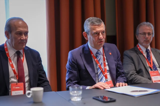 CHP Lideri Özgür Özel Avrupa'nın Kalbinde: PES Kongresi'nde...