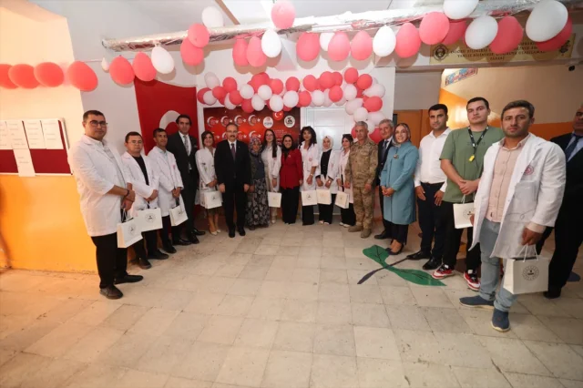 Siirt'te Kütüphane Açılışı Vatanseverliğe Damga Vurdu