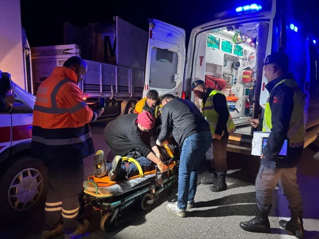 Sinop'ta İki Otobüsün Çarpıştığı Kaza Can Sıkıcı Anlara Sahne Oldu