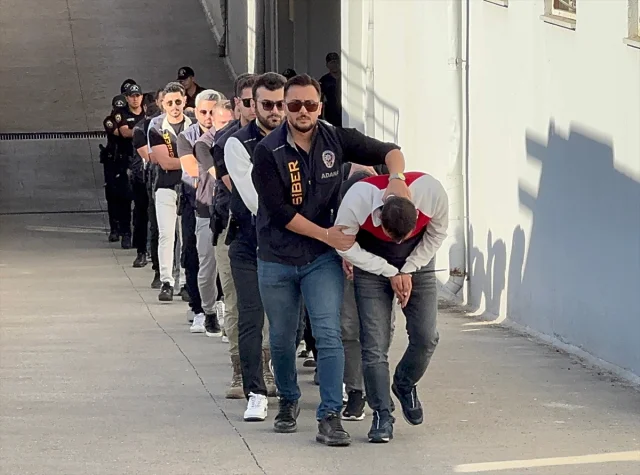 Adana'da Yasa Dışı Bahis Çetesi Çökertildi 18 Tutuklama