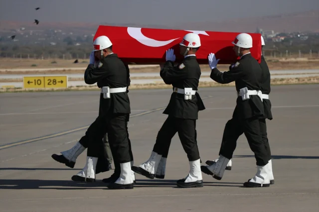 Şehit Piyade Er Eyüp Güner Gaziantep'te Hüzünle Uğurlandı