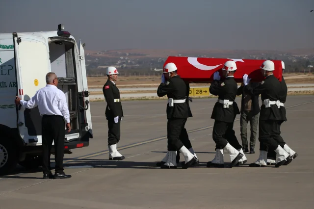 Şehit Piyade Er Eyüp Güner Gaziantep'te Hüzünle Uğurlandı