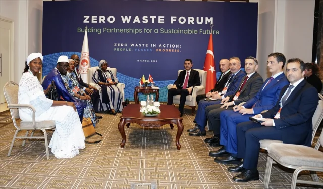 Uluslararası Sıfır Atık Forumu'nda Önemli İkili Görüşmeler