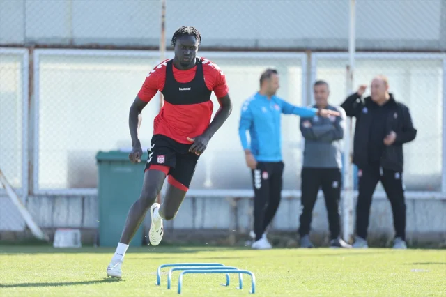 Sivasspor'un Ankara Keçiörengücü Sınavı: Takım Hazır