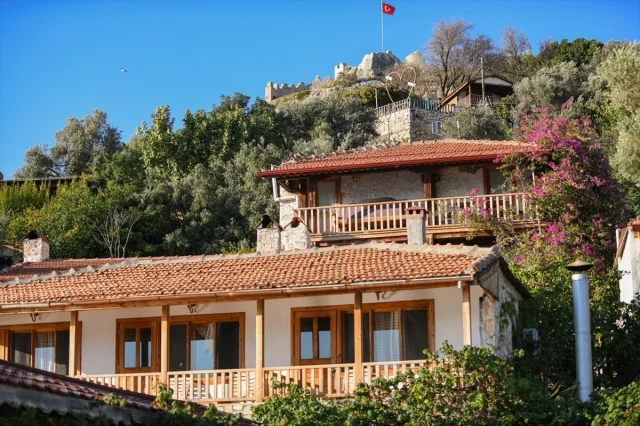 Türkiye'nin Saklı Cenneti Kale Üçağız Turizmin Zirvesinde