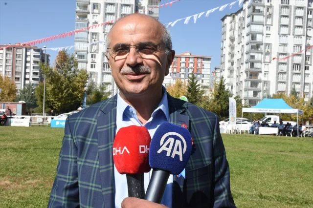 Malatya'da Gelenek Yaşatılıyor: Turgut Özal Karakucak Güreşleri Coşkuyla Başladı