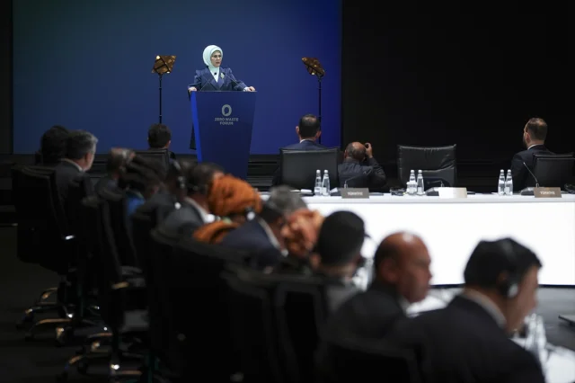 Emine Erdoğan'dan Çarpıcı Sıfır Atık Mesajları