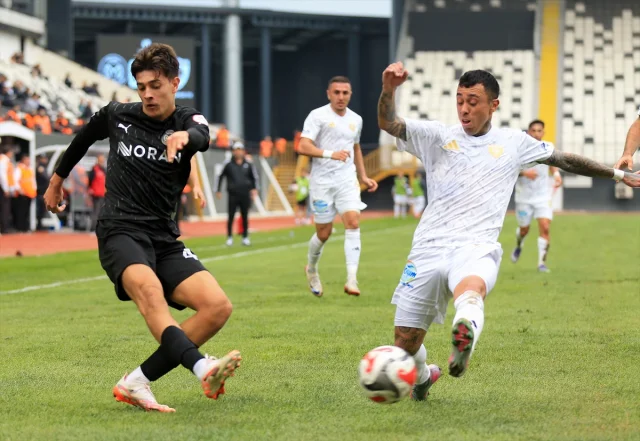 Manisa ve Erzurumspor Nefes Kesen Maçta Beraber Kaldı