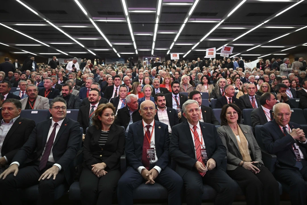 CHP'nin Ankara Kongresinde Sürpriz Gelişmeler