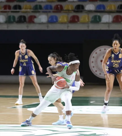 Fenerbahçe Opet Deplasmanda Kocaeli'yi Rahat Geçti