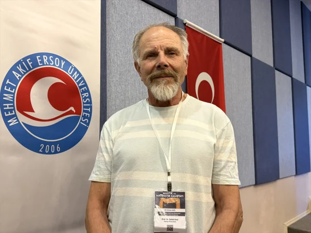 Burdur'da Mantık ve Matematik Zirvesi: Bir İlk Gerçekleşti