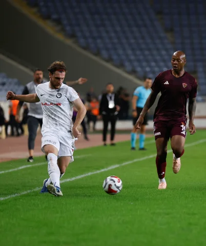 Arca Çorum FK'nın Gösterişli Galibiyeti: Hatayspor'u 4-1'le Geçti
