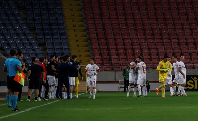 Arca Çorum FK'nın Gösterişli Galibiyeti: Hatayspor'u 4-1'le Geçti