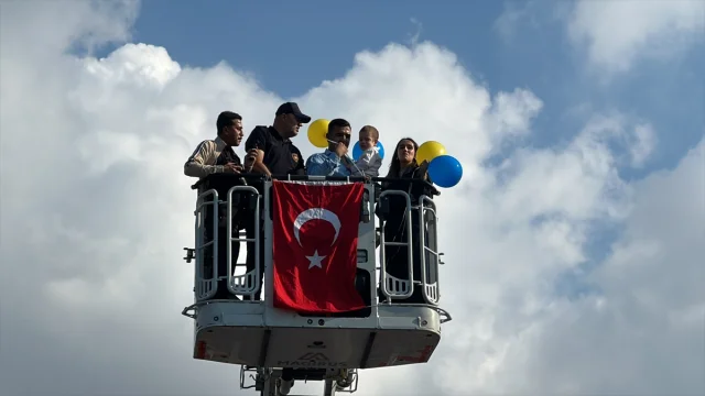 Hatay'da Küçük Tamer Talha'nın Mucizevi Zaferi İçin Balonlar Gökyüzüne Uçtu