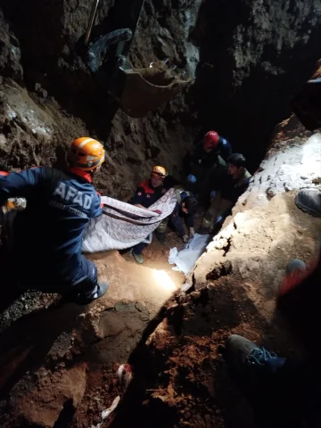 Bursa'da kanal kazısı faciayla sonuçlandı iki kardeş hayatını kaybetti