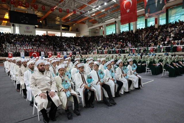 Erzincan'da Yüzlerce Hafız İçin Unutulmaz İcazet Töreni
