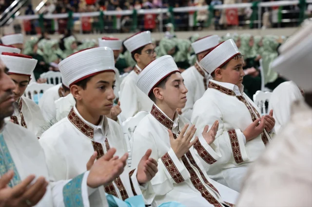 Erzincan'da Yüzlerce Hafız İçin Unutulmaz İcazet Töreni