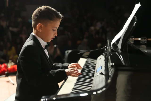 Kahramanmaraş'ta Genç Yeteneklerin Büyüleyici Performansı