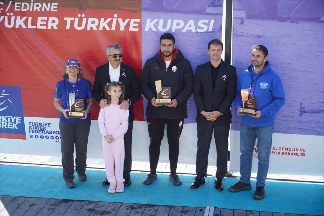 Türkiye Kupası Kürek Yarışları'nda Rekabet Zirve Yaptı