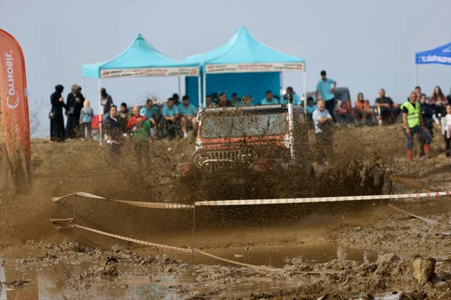 Trabzon'daki Off-Road Festivaline Yoğun İlgi: Adrenalin Dolu Anlar