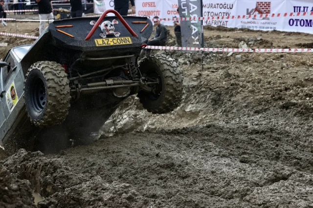 Trabzon'daki Off-Road Festivaline Yoğun İlgi: Adrenalin Dolu Anlar