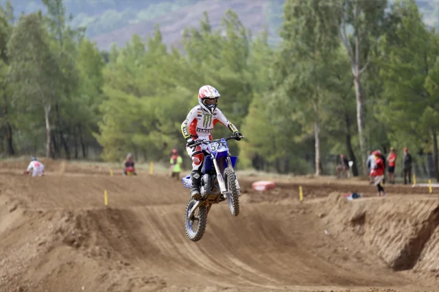 Fethiye'de Motokros Heyecanı: Türkiye Şampiyonası'nda Kıran...