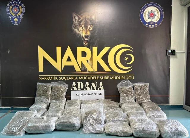 Adana Otobanında Büyük Operasyon Uyuşturucu Dolu Tır Yakalan...