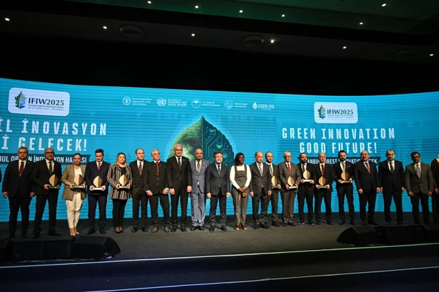 Bakan Yumaklı İstanbul'da İnovatif Ormancılık Vizyonunu Açıkladı