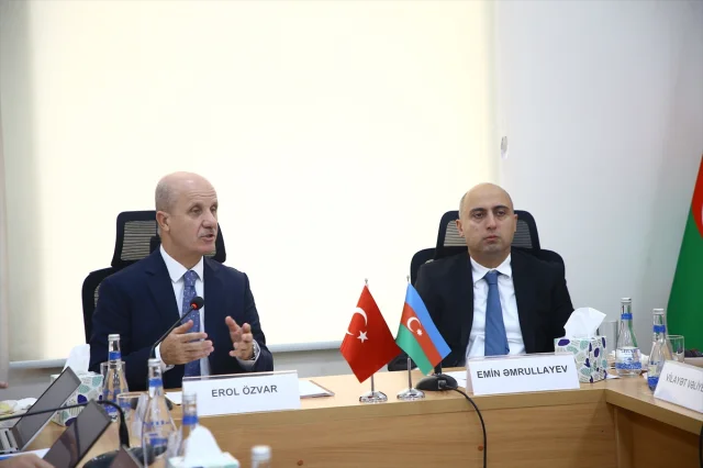 Türkiye-Azerbaycan Üniversitesi Yöneticileri Bakü'de Buluştu