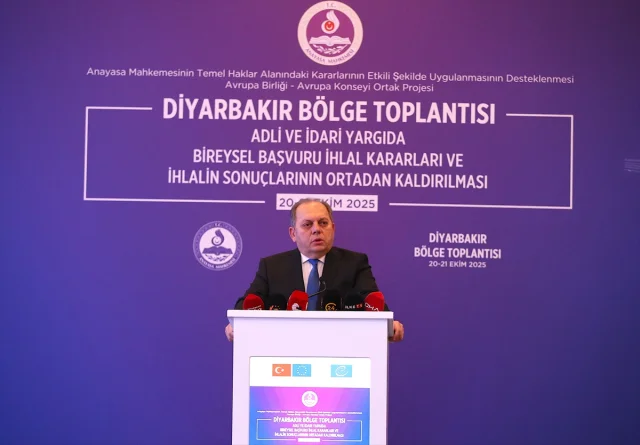 Anayasa Mahkemesi Başkanı Diyarbakır'dan Adalet Çağrısı