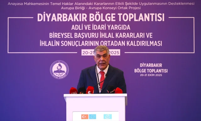 Anayasa Mahkemesi Başkanı Diyarbakır'dan Adalet Çağrısı