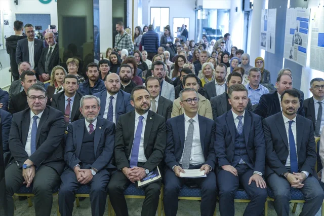 Aliya İzetbegoviç'in 100. Doğum Yılında Derinlemesine İncelendi