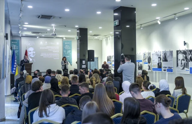 Aliya İzetbegoviç'in 100. Doğum Yılında Derinlemesine İncelendi