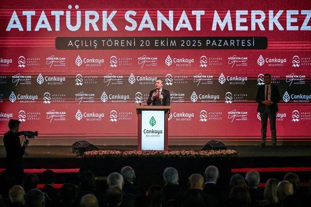 Özgür Özel'den İddianame Eleştirisi