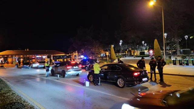 Çorum'da Polisin Göz Açtırmadığı Suç Baskını