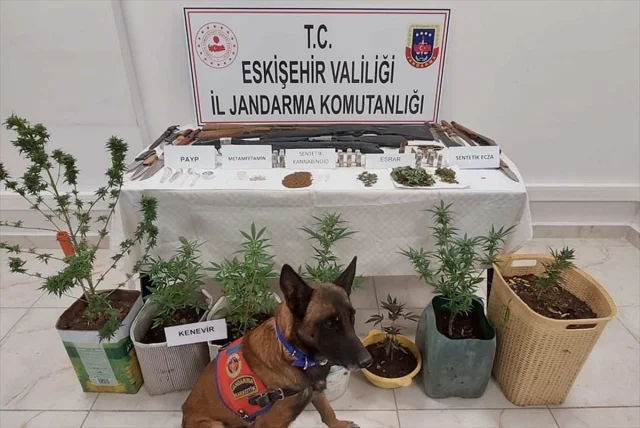 Eskişehir'de Büyük Uyuşturucu Operasyonu Gündeme Damga Vurdu