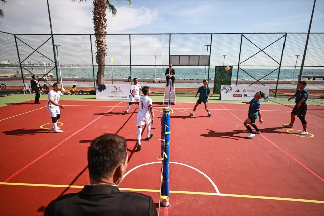 Mersin'de Heyecan Dorukta: Plaj Oyunları Coşkusu Başladı