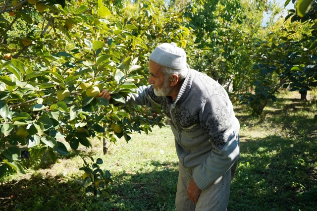 Türk Köyünde 30 Yıldır Süren İyilik Hareketi