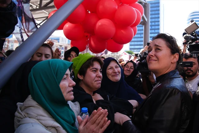 Kadıköy'de Genç Bir Hayat Sona Erdi Bıçaklı Cinayetin Detayları