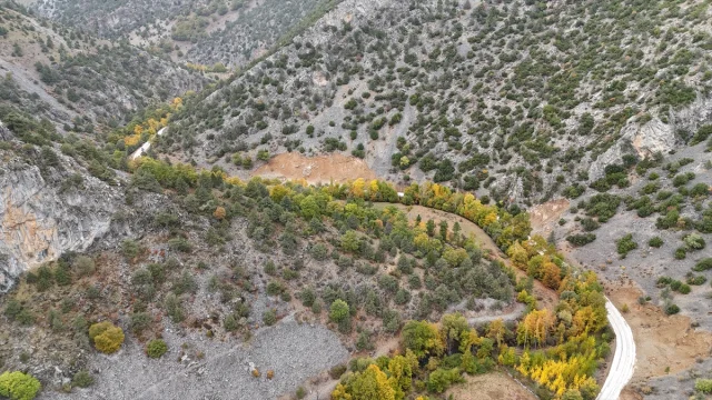 Isparta'nın Büyüleyici Sonbahar Manzaraları Havadan Görüntülendi