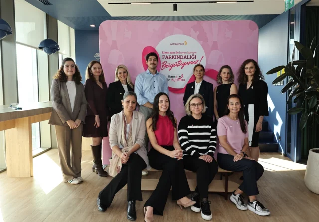 AstraZeneca Türkiye'nin Meme Kanseri Farkındalığı Etkinliği Büyük İlgi Gördü
