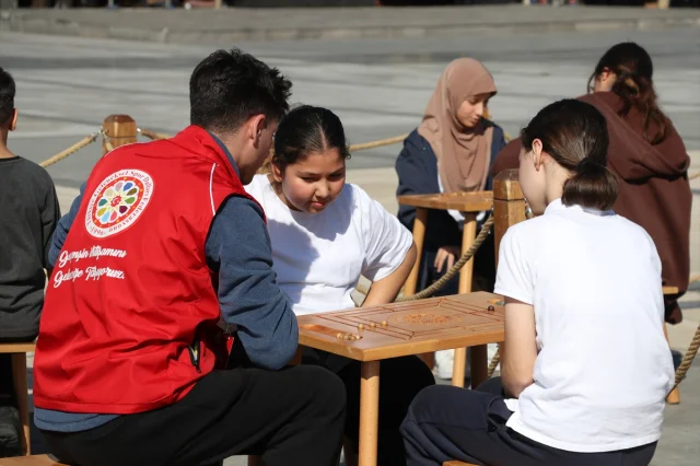 Sakarya'da Geleneksel Oyunlar Festivali: Binlerce Kişi Geçmişle Buluştu